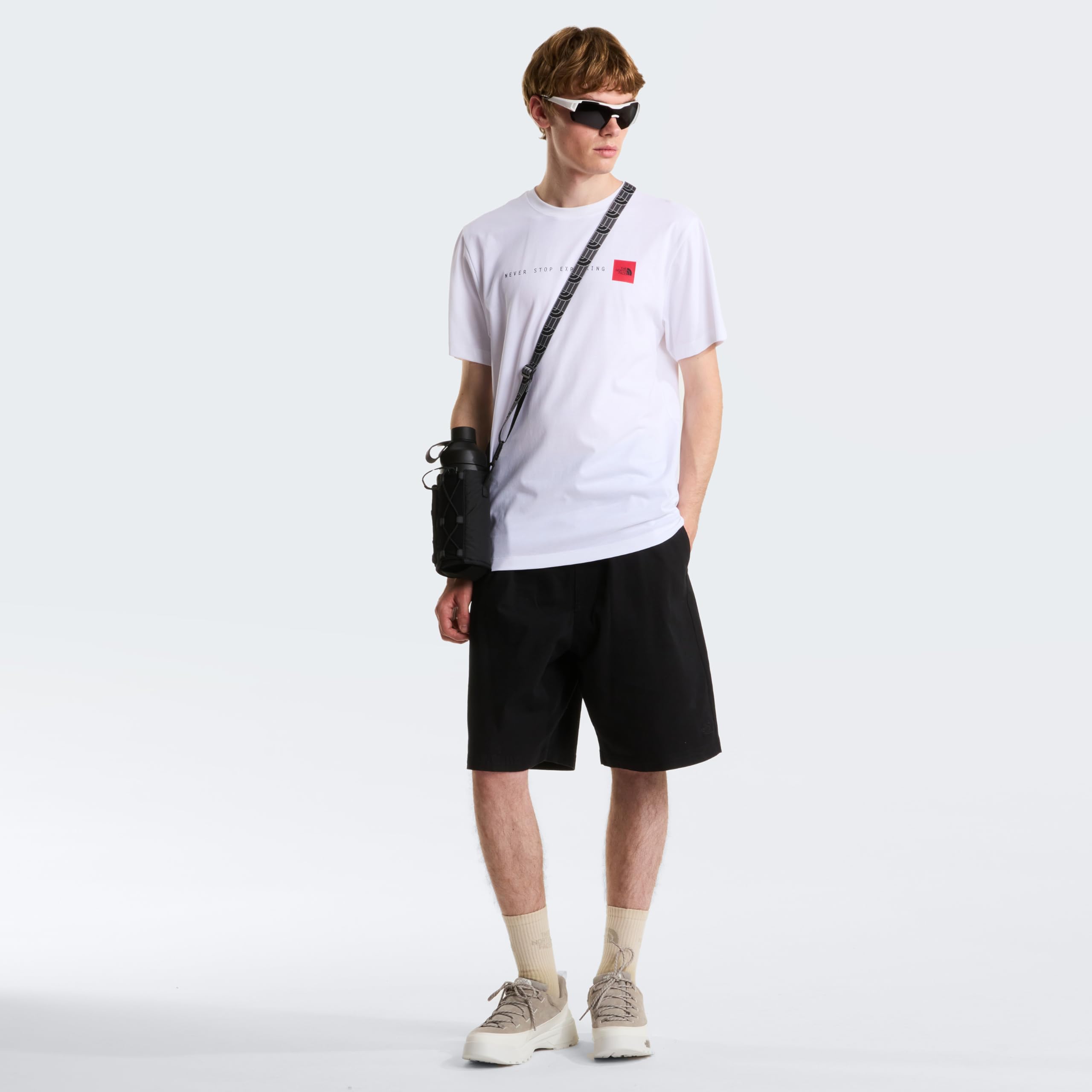 the-north-face-men-s-tee-graphic-herren-t-shirt-mit-wasserbasis-frontprint-regul image 3