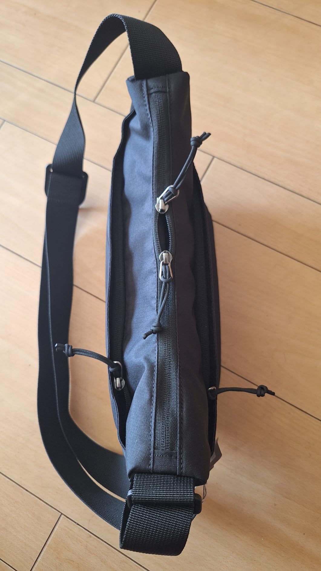 Gute Tasche mit kleinen Abstrichen